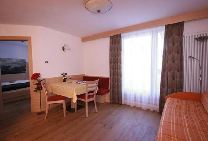 Residence Garni Stella San Vigilio Di Marebbe Eksteriør billede